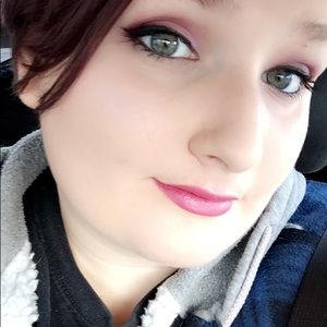 Meet your Posher, Jenna